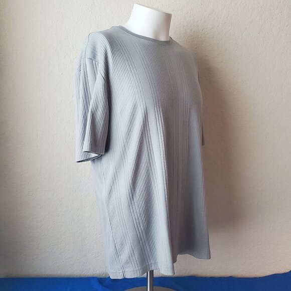 XL Claiborne gray moisture wicking short sleeved shirt - Picture 2 of 7